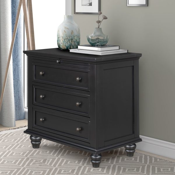 27.6'' Painted Nightstand with Pull-Out Tray, Stylish Bedside Cabinet with 3 Drawers, Minimalist Sofa Side Table with Rubber Legs & Metal Handles for Bedroom, Sofa, Couch and Office