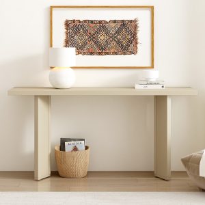 Stylish Console Table with Pine Veneer & Geometric Legs C Perfect for Living Room, Study & Dining Room